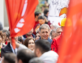 ?zmir'de foto?raflarla 1 May?s