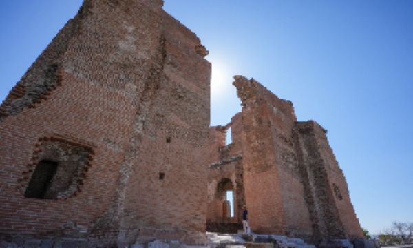 Pergamon'un Kızıl Avlu'su... 