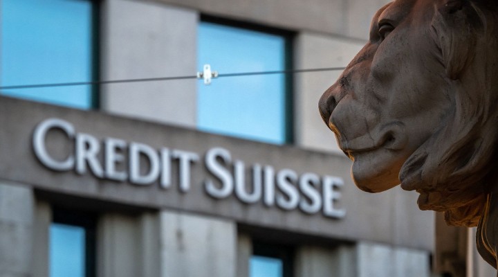 Credit Suisse'i en büyük rakibi satın aldı!